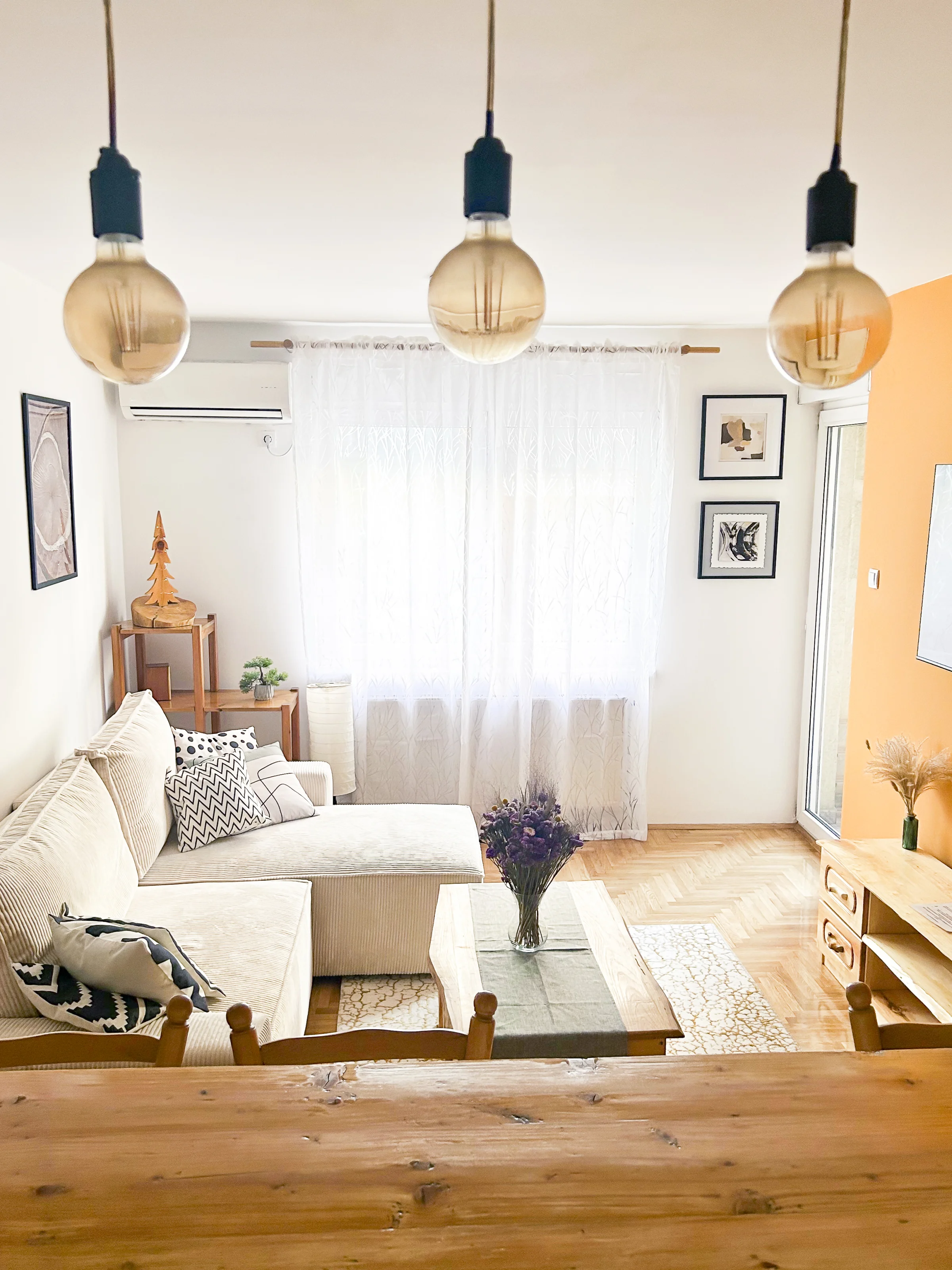 Bright & Calm Wooden Nest in Novi Sad