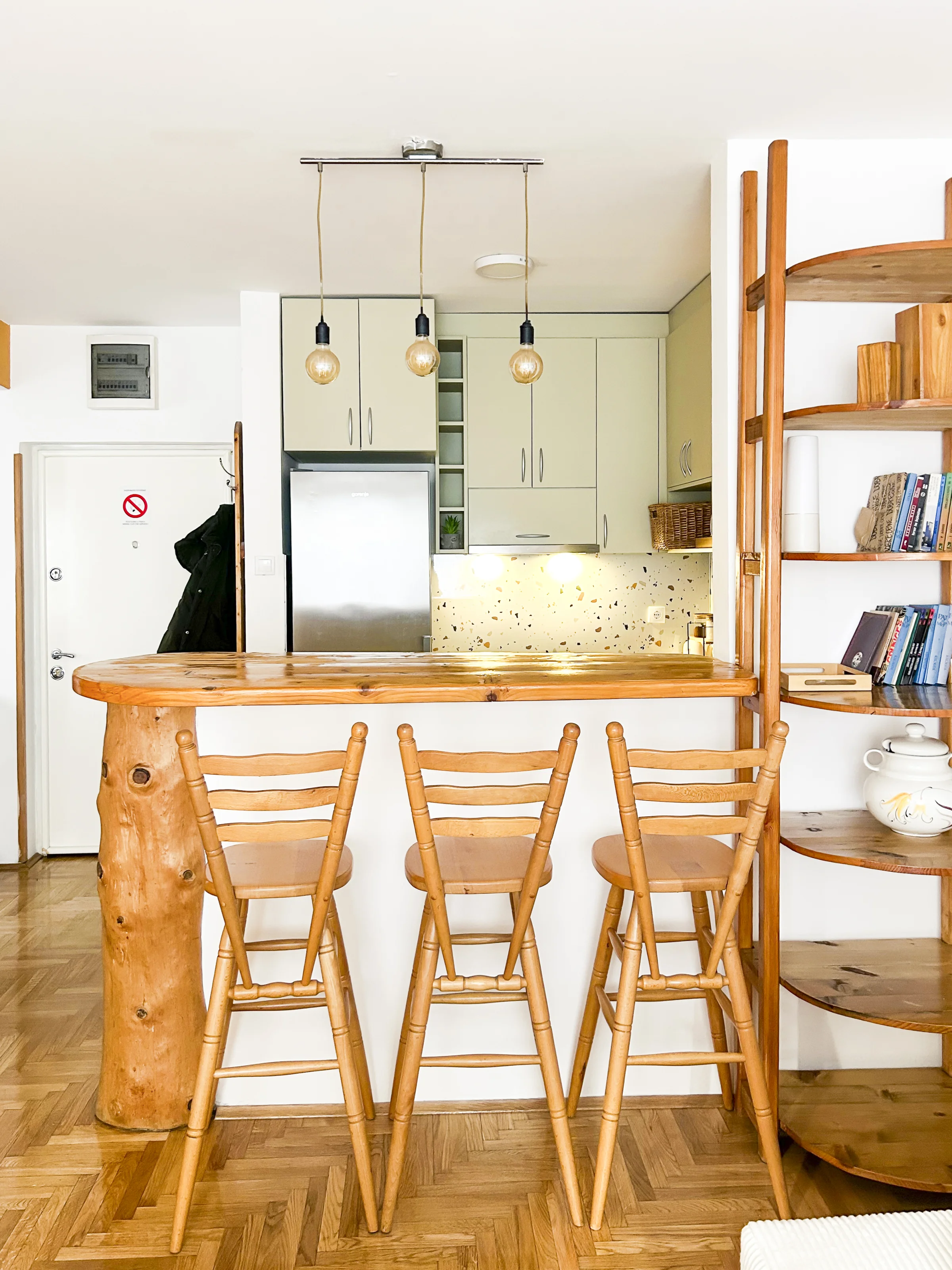 Bright & Calm Wooden Nest in Novi Sad