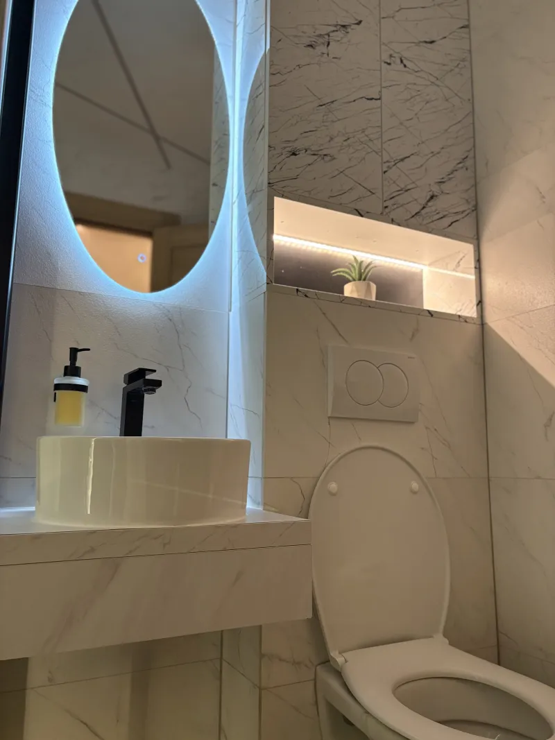 Princ Lux jaccuzi and sauna with free parking