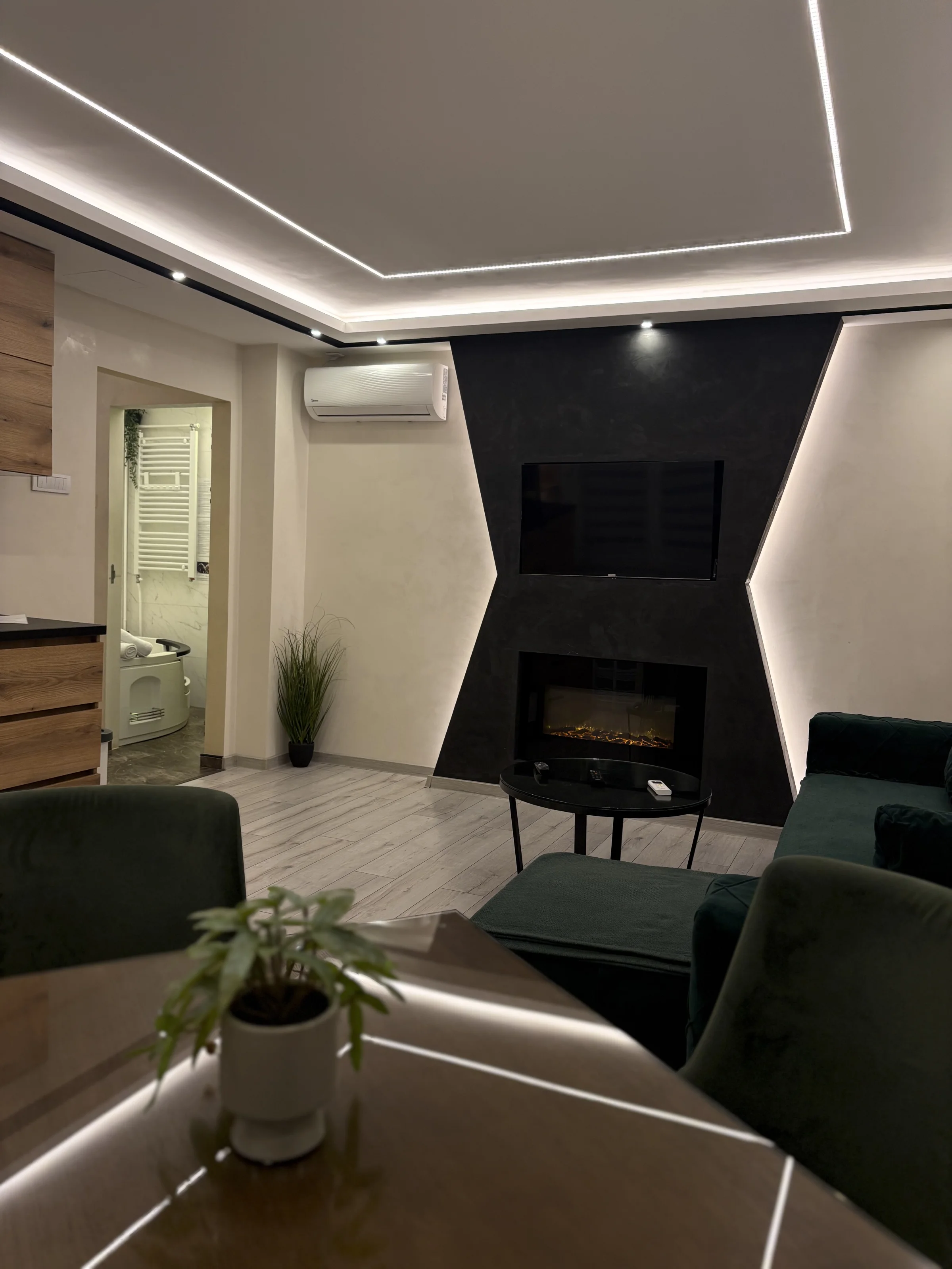 Princ Lux jaccuzi and sauna with free parking