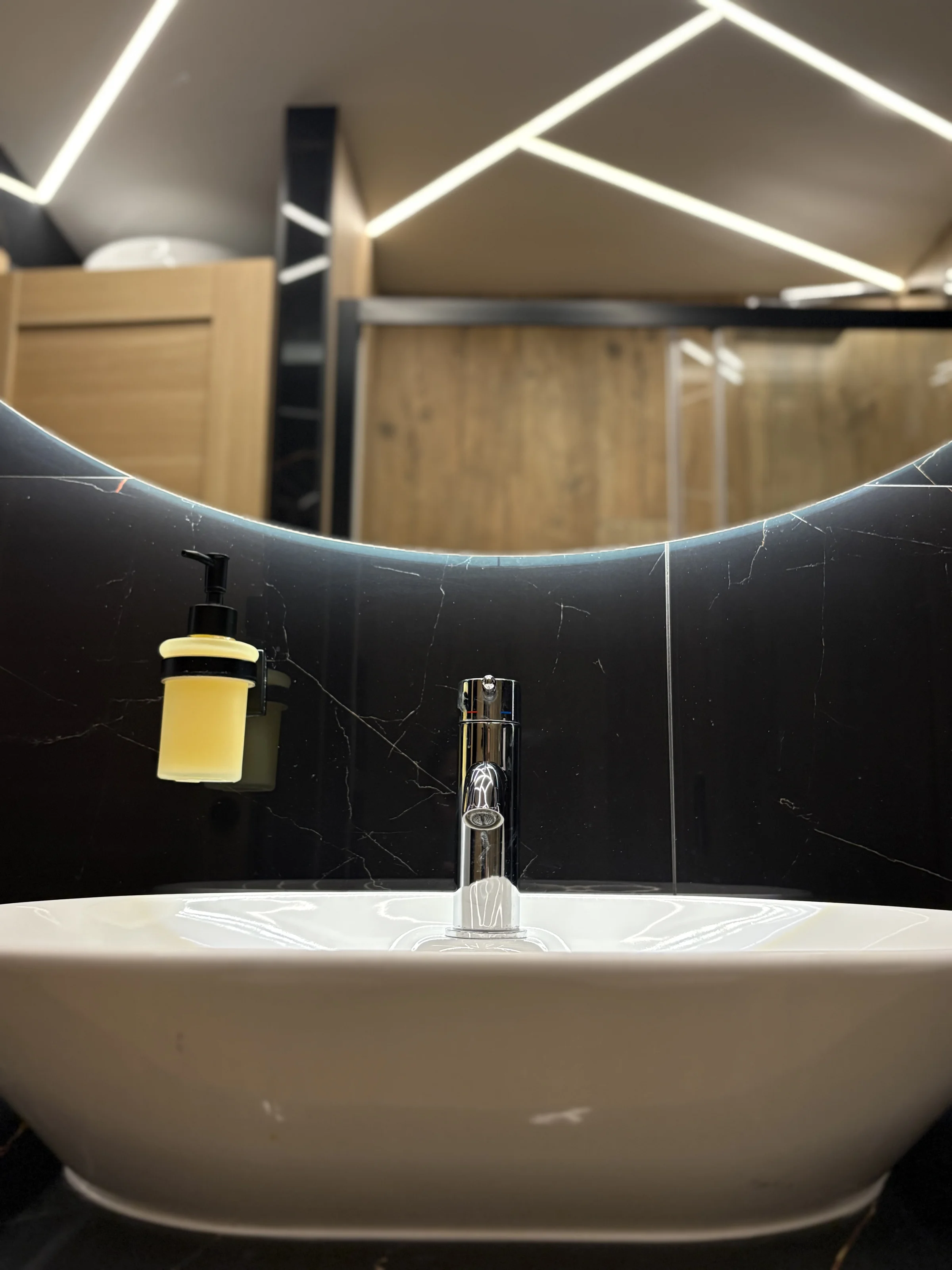 Princ lux spa with sauna and jacuzzi