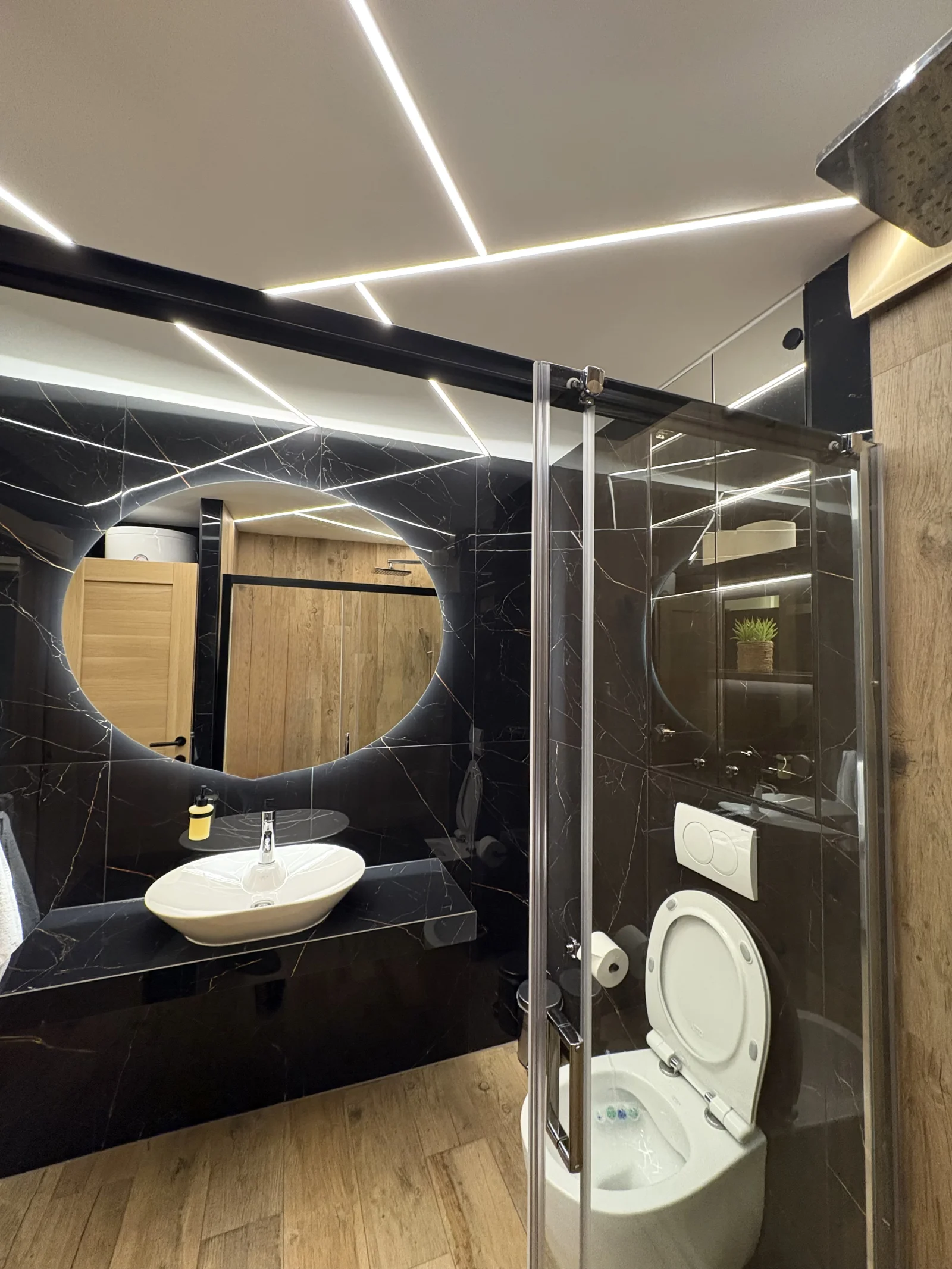 Princ lux spa with sauna and jacuzzi