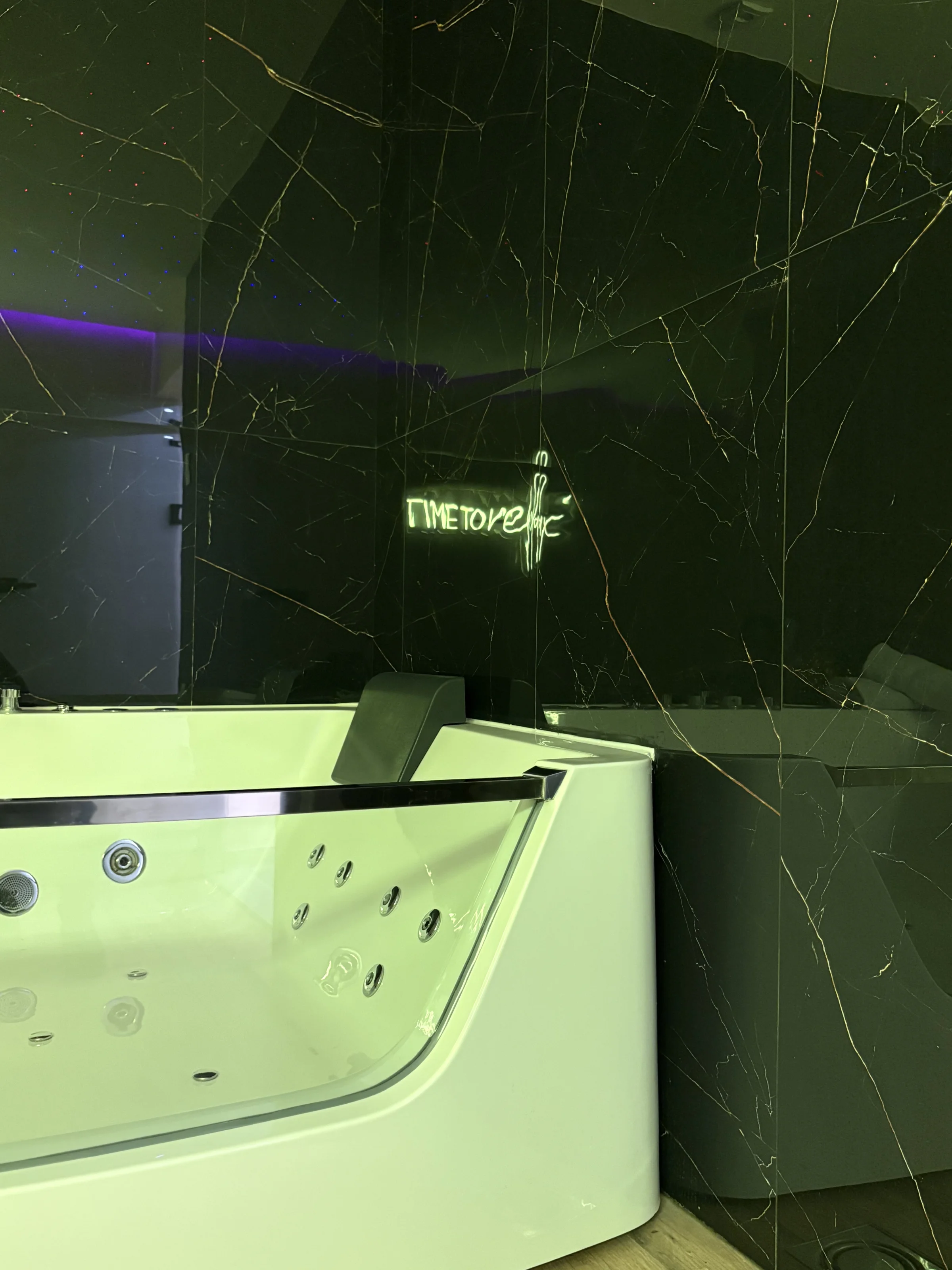 Princ lux spa with sauna and jacuzzi