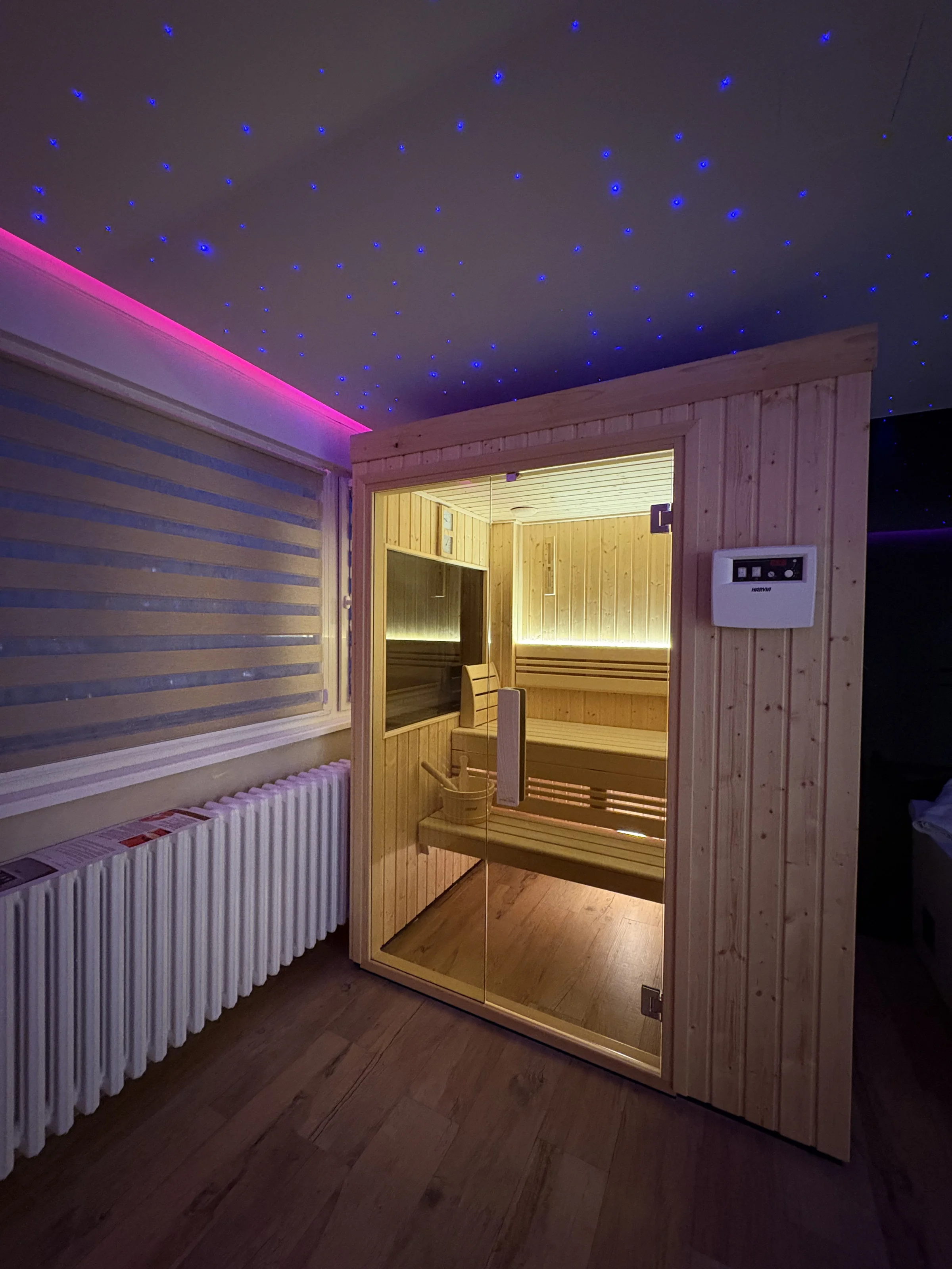 Princ lux spa with sauna and jacuzzi