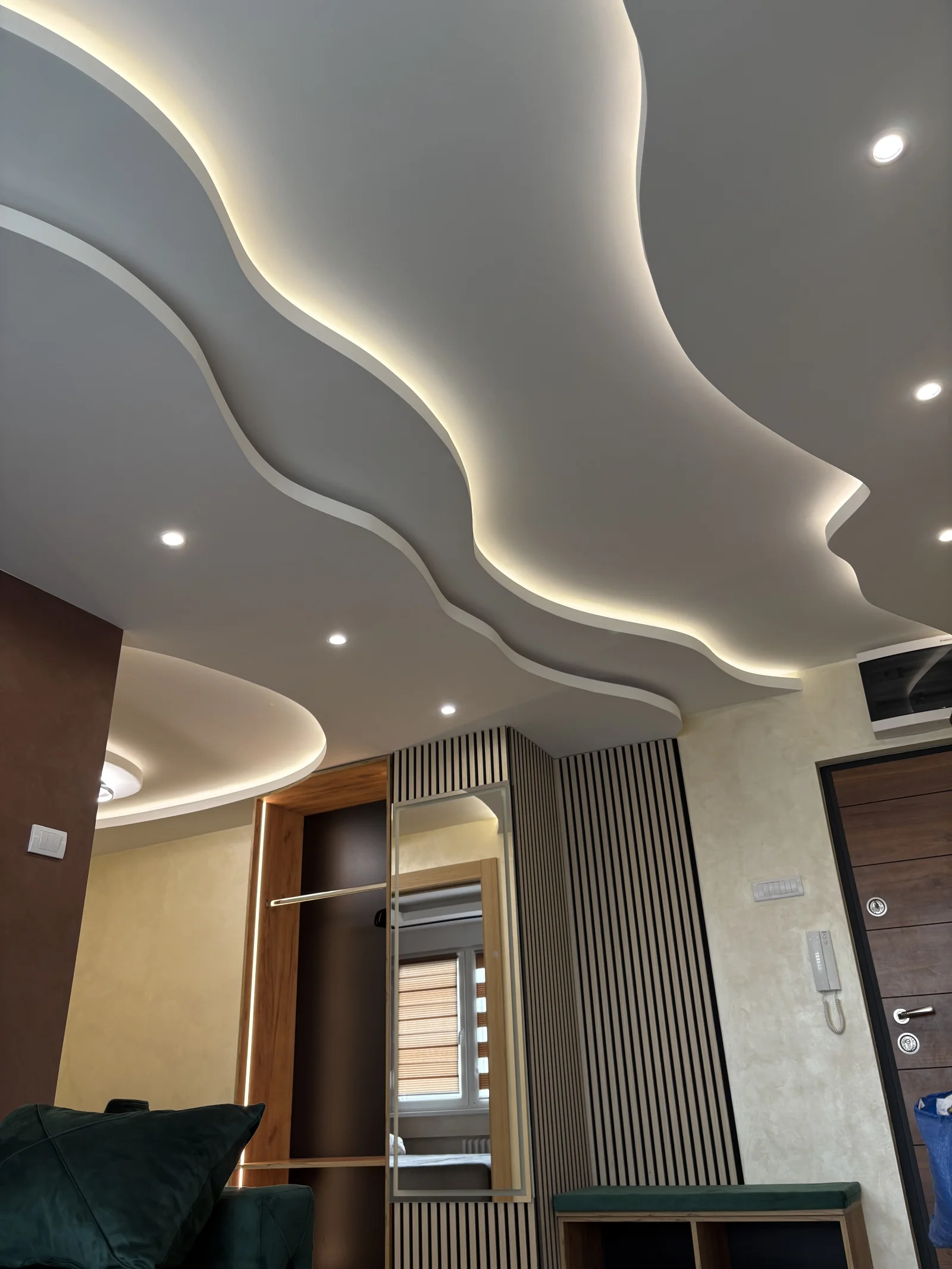 Relax Apartment with sauna and jacuzzi in city center