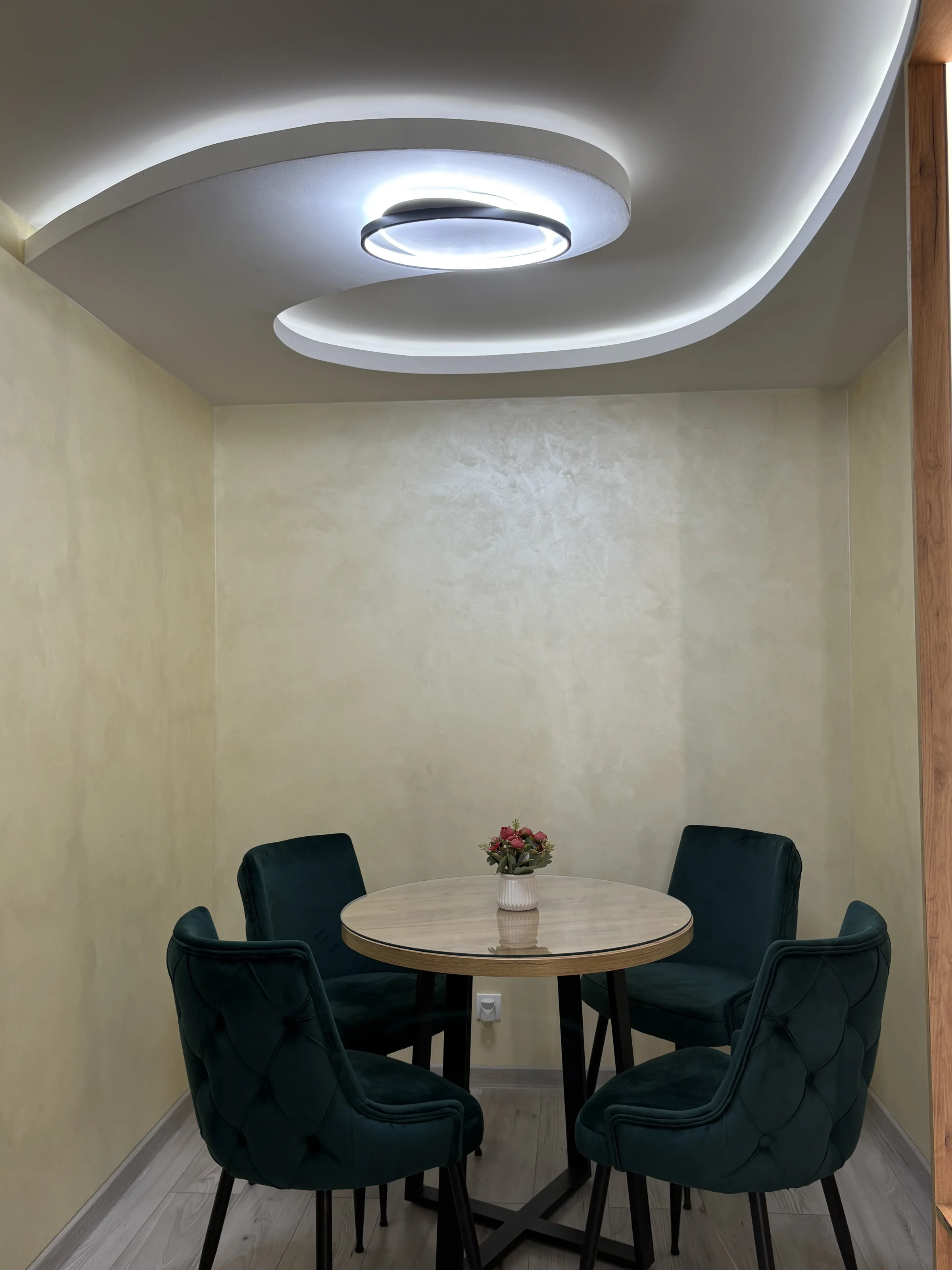 Relax Apartment with sauna and jacuzzi in city center